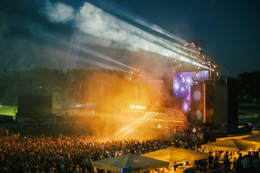 Açık Hava Festivallerinin Değişen 7 Özelliği 3 2hbn Açık Hava Festivalleri Postu - Greenfields Open Air Münih - Almanya